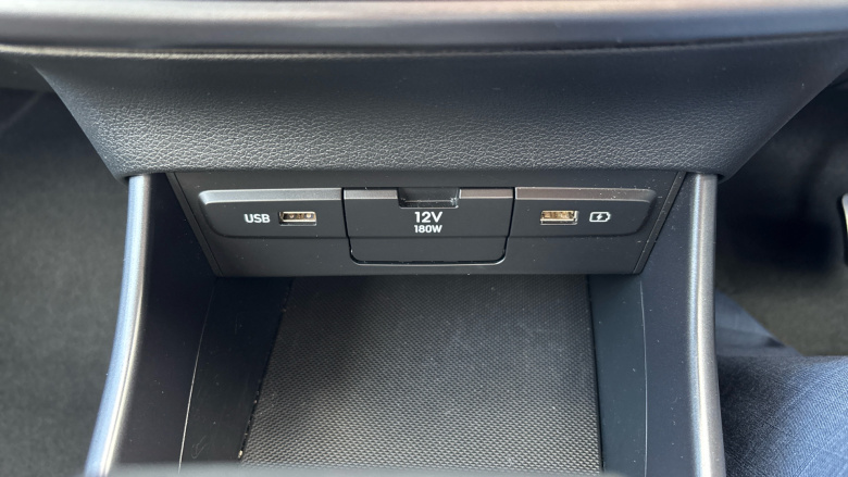 Hyundai BAYON 1.0 TGDi 48V MHEV SE Connect 5dr DCT Petrol Hatchback